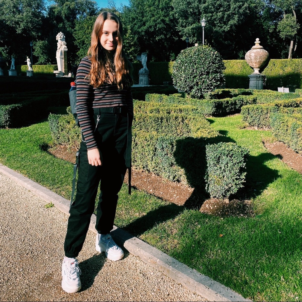 Meet your Posher, Alisa